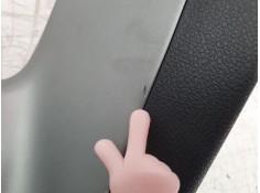 Recambio de moldura para kia niro referencia OEM IAM 8465035130   2