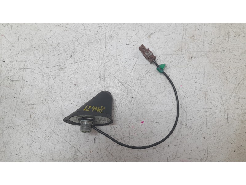 Recambio de antena para audi a1 sportback (8xa, 8xf) 1.6 tdi referencia OEM IAM 8X0035501A  
