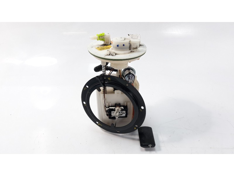 Recambio de bomba combustible para hyundai i20 1.2 16v cat referencia OEM IAM 311101J000  
