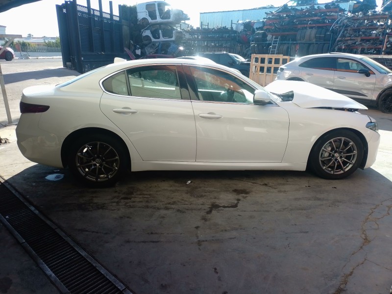 alfa romeo giulia (952_) del año 2018