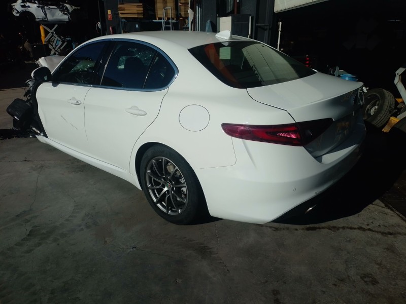 alfa romeo giulia (952_) del año 2018