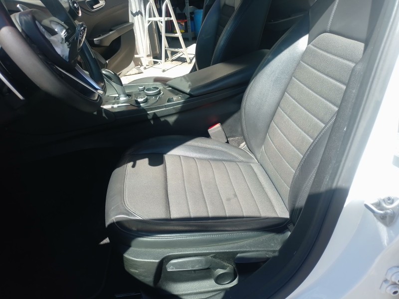 Recambio de juego asientos completo para alfa romeo giulia (952_) 2.2 d (952aem250, 952aea250) referencia OEM IAM   