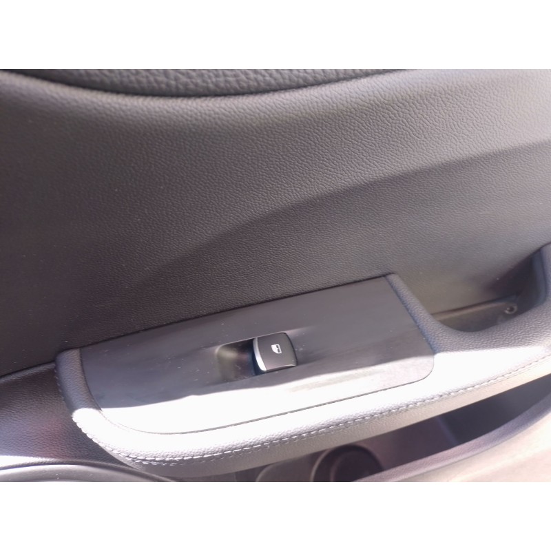 Recambio de mando elevalunas delantero derecho para alfa romeo giulia (952_) 2.2 d (952aem250, 952aea250) referencia OEM IAM   