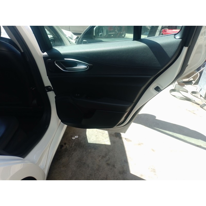 Recambio de elevalunas trasero derecho para alfa romeo giulia (952_) 2.2 d (952aem250, 952aea250) referencia OEM IAM   