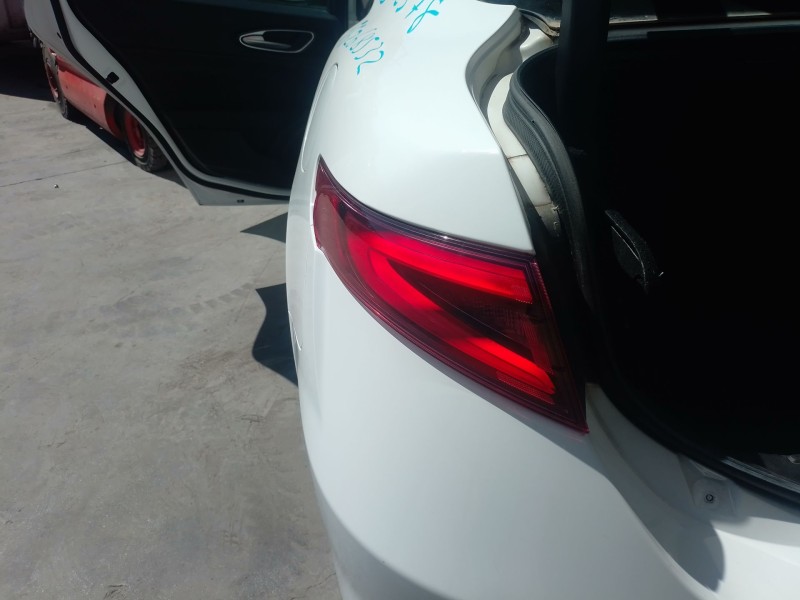 Recambio de piloto trasero izquierdo para alfa romeo giulia (952_) 2.2 d (952aem250, 952aea250) referencia OEM IAM   