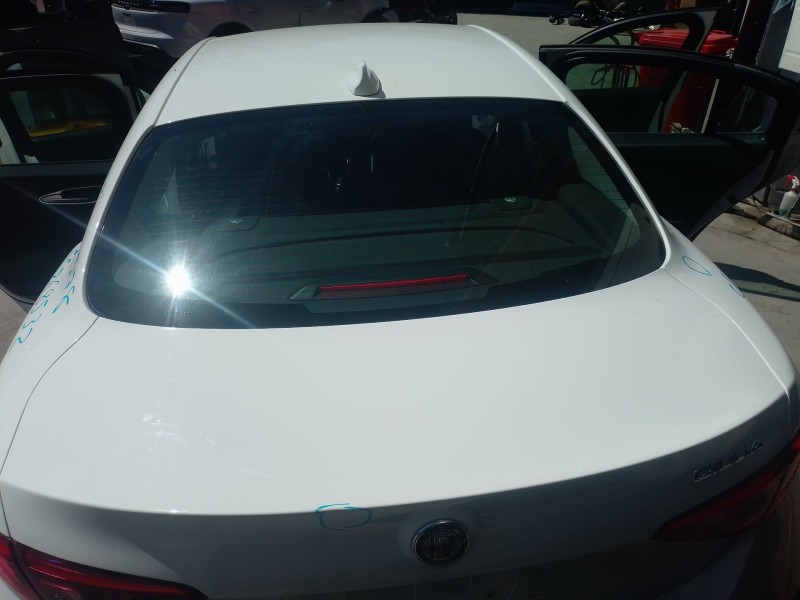 Recambio de tapa maletero para alfa romeo giulia (952_) 2.2 d (952aem250, 952aea250) referencia OEM IAM   