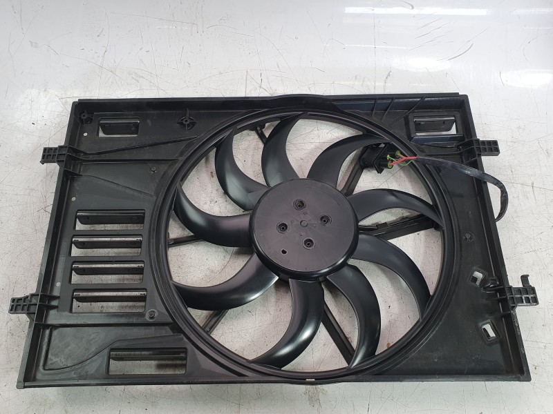 Recambio de electroventilador para volkswagen t-cross (c11, d31) 1.0 tsi referencia OEM IAM 2Q0121207J  
