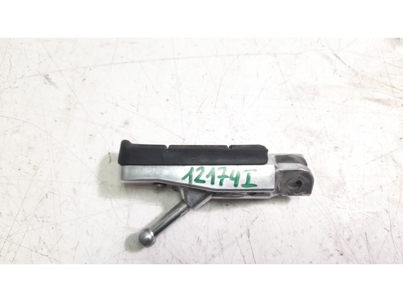 Recambio de estribos laterales para yamaha tracer tracer 9 (rn70) referencia OEM IAM B5U274610000  