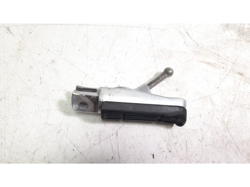 Recambio de estribos laterales para yamaha tracer tracer 9 (rn70) referencia OEM IAM B5U274610000  