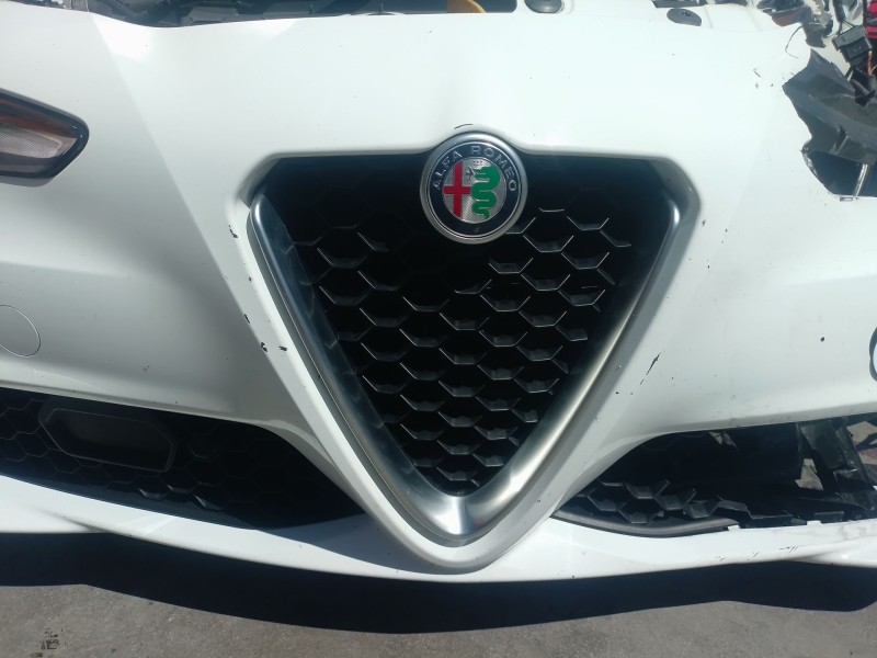 Recambio de rejilla delantera para alfa romeo giulia (952_) 2.2 d (952aem250, 952aea250) referencia OEM IAM   