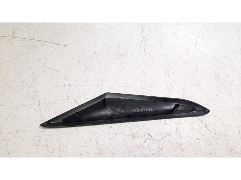 Recambio de moldura para triumph street triple 765 rs street triple 765 rs referencia OEM IAM T2303943  