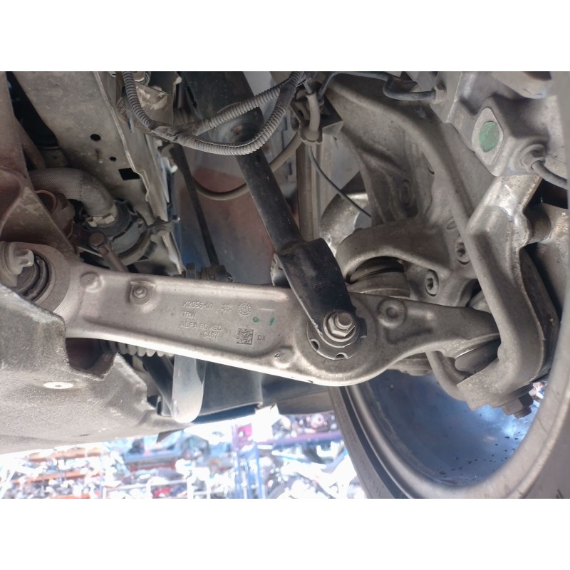 Recambio de brazo suspension inferior delantero derecho para alfa romeo giulia (952_) 2.2 d (952aem250, 952aea250) referencia OE