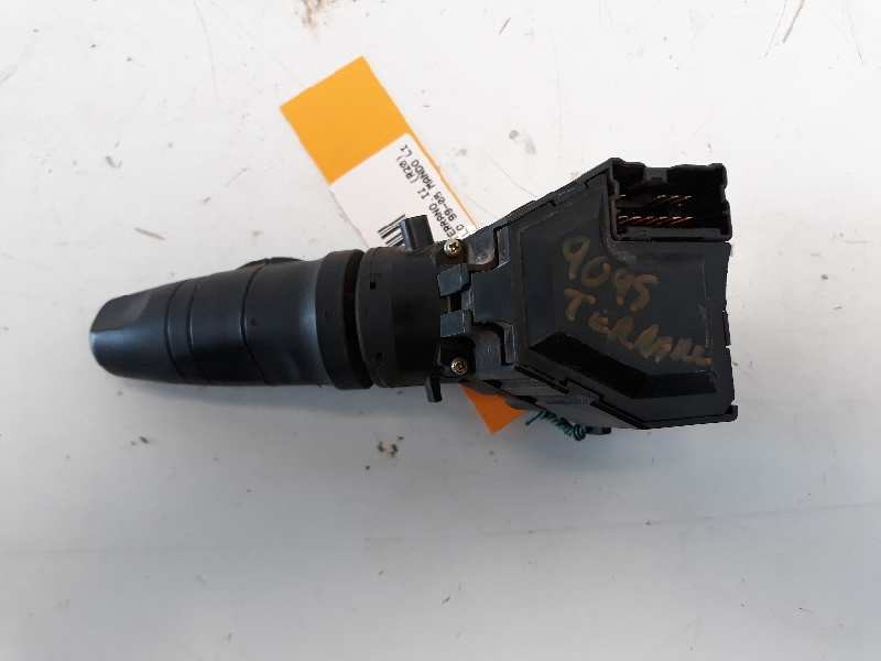 Recambio de mando limpia para nissan terrano/terrano.ii (r20) aventura referencia OEM IAM 25260AV770  