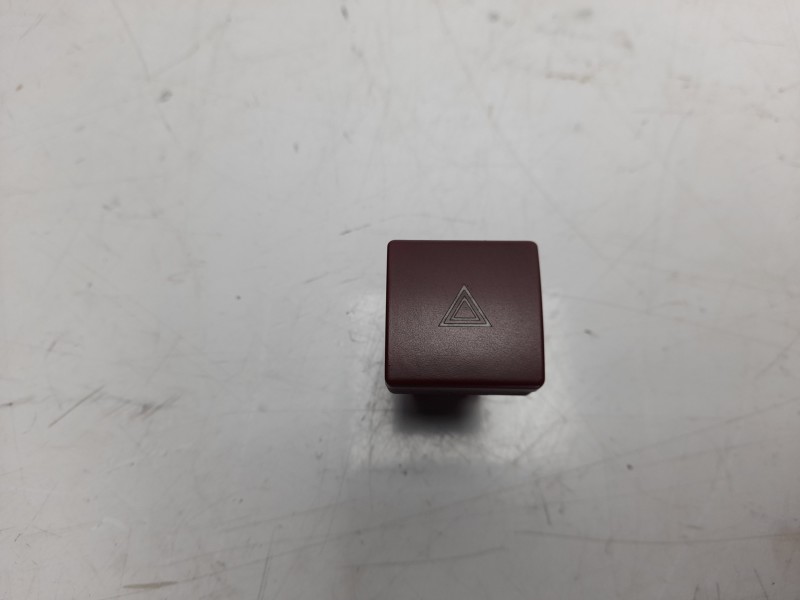 Recambio de warning para peugeot partner kombi 1.6 blue-hdi fap referencia OEM IAM 96583113KR  