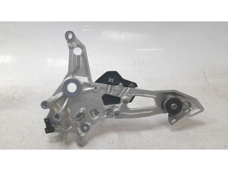 Recambio de estribo lateral para bmw f (801cc - ) f 900 r a2 (4r90) referencia OEM IAM 46718404012  