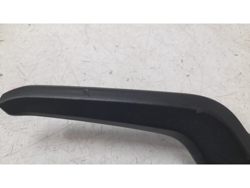 Recambio de agarradera trasera para bmw f (801cc - ) f 900 r a2 (4r90) referencia OEM IAM 46728409642  