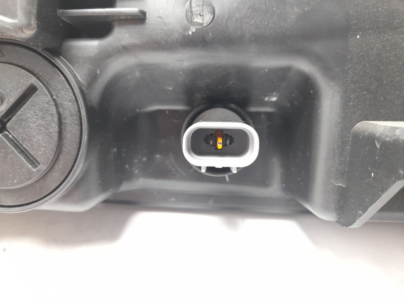 Recambio de faro delantero para hyundai bayon 1.2 mpi 79 cv maxx (2024) referencia OEM IAM   