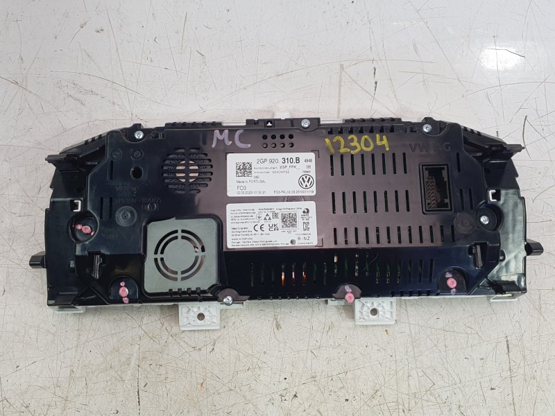 Recambio de cuadro instrumentos para volkswagen t-cross (c11, d31) 1.0 tsi referencia OEM IAM 2GP920310B  