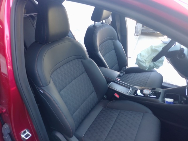 Recambio de asiento delantero derecho para mg 3 referencia OEM IAM   