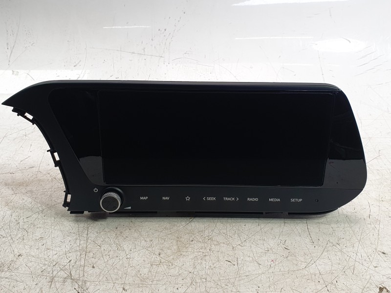Recambio de pantalla multifuncion para hyundai bayon 1.2 mpi 79 cv maxx (2024) referencia OEM IAM 96560q0da04x  