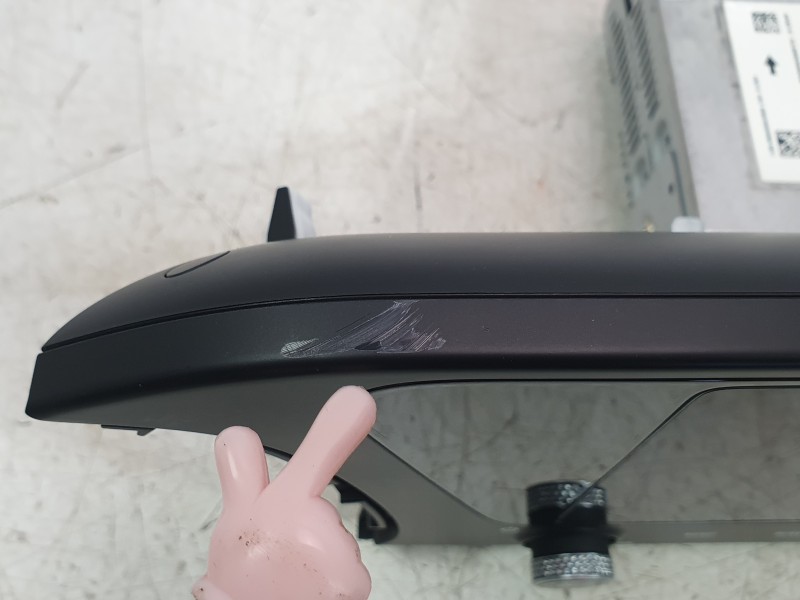 Recambio de pantalla multifuncion para hyundai bayon 1.2 mpi 79 cv maxx (2024) referencia OEM IAM 96560Q0DA04X  