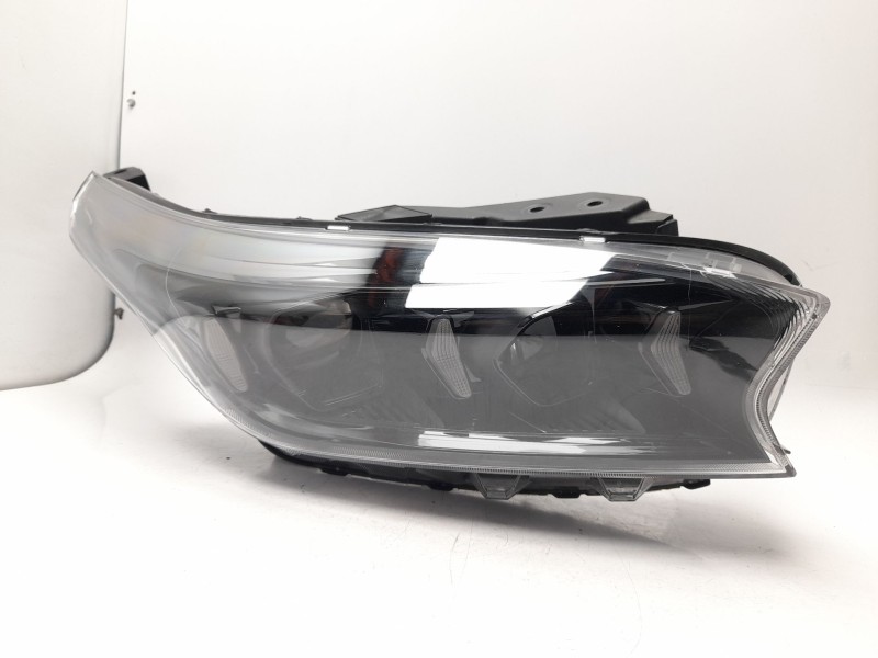 Recambio de faro derecho para kia xceed (cd) 1.6 gdi hybrid referencia OEM IAM 92102J7850  