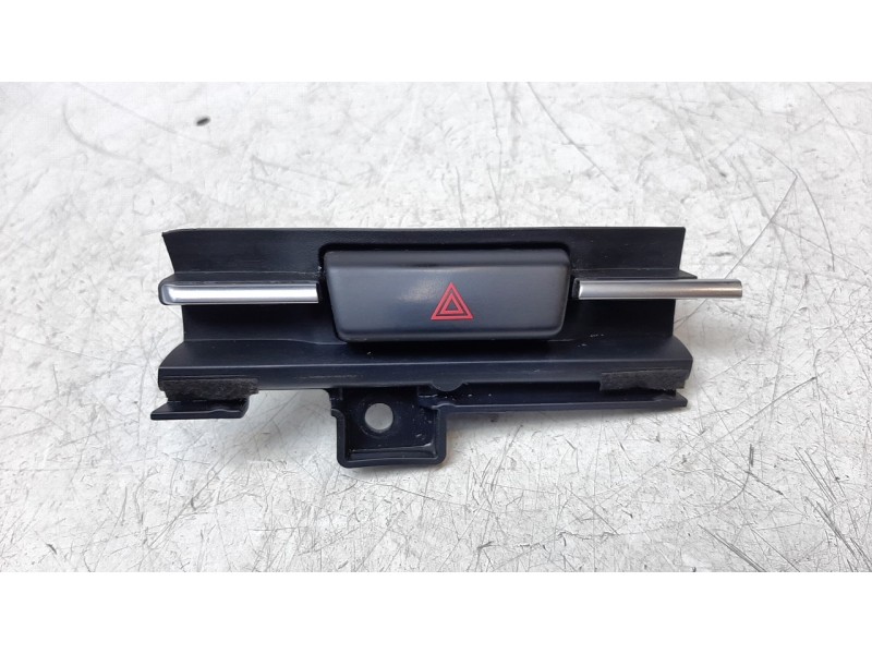 Recambio de warning para mazda cx-3 2.0 cat referencia OEM IAM DA6A664H0  
