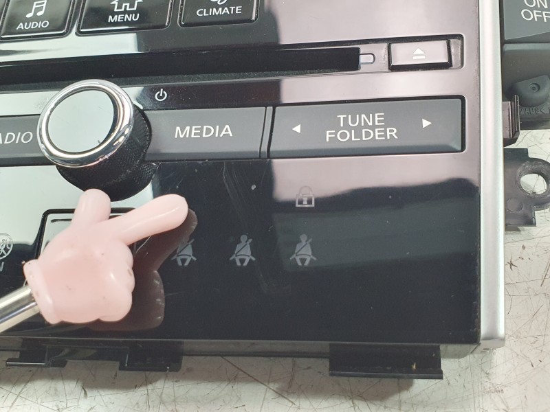 Recambio de pantalla multifuncion para infiniti q50 50 d referencia OEM IAM 253916HA4B  