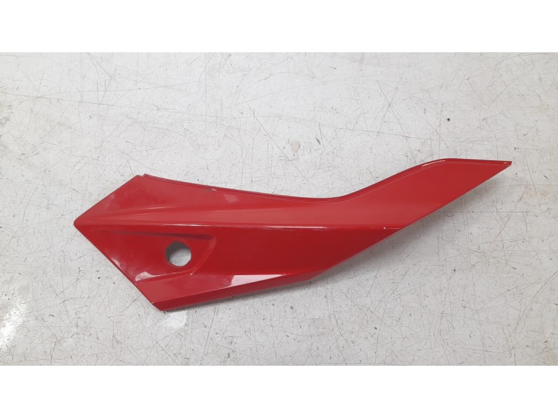 Recambio de moldura para bmw f (801cc - ) f 900 r a2 (4r90) referencia OEM IAM 46638403867  
