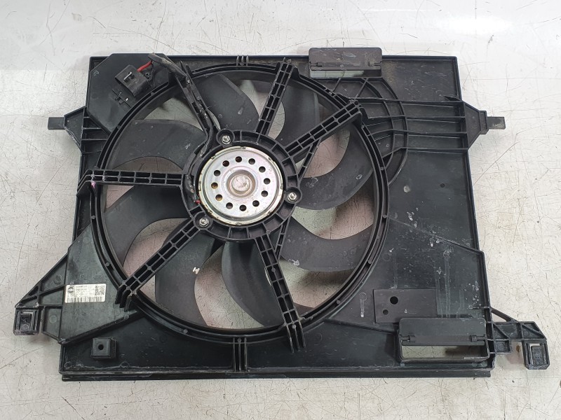 Recambio de electroventilador para mg zs suv (azs1) 1.0 t-gdi referencia OEM IAM 10847398  