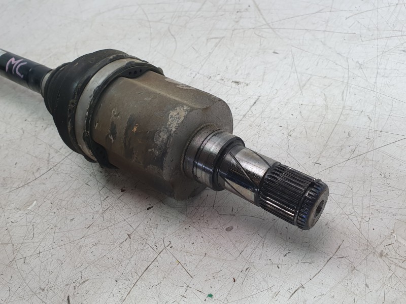 Recambio de transmision delantera izquierda para mg zs suv (azs1) 1.0 t-gdi referencia OEM IAM 10233396  
