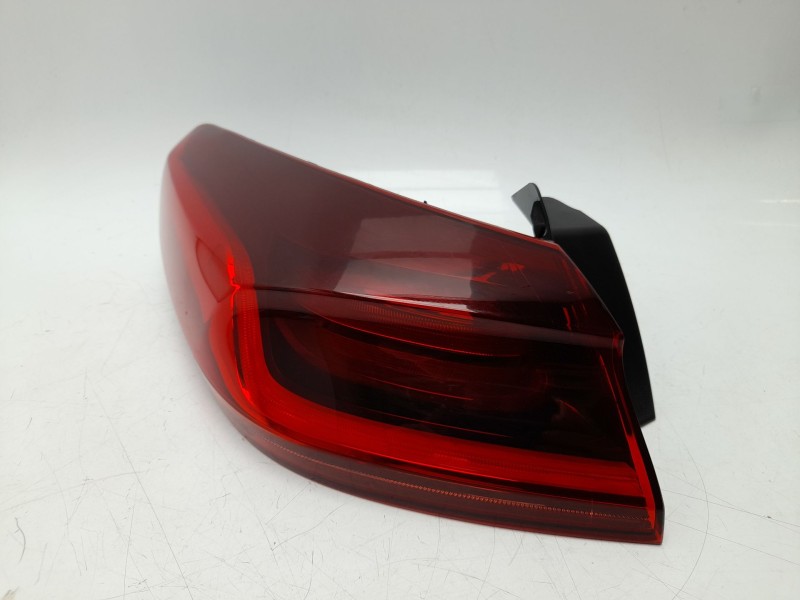 Recambio de piloto trasero izquierdo para kia xceed (cd) 1.6 gdi hybrid referencia OEM IAM 92401J7350  