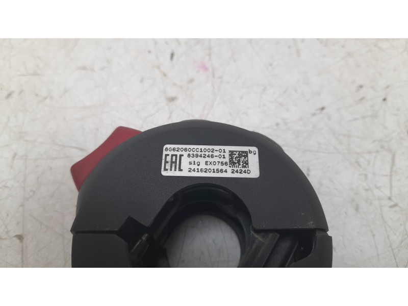 Recambio de piña luces derecha para bmw f (801cc - ) f 900 r a2 (4r90) referencia OEM IAM 8394246  