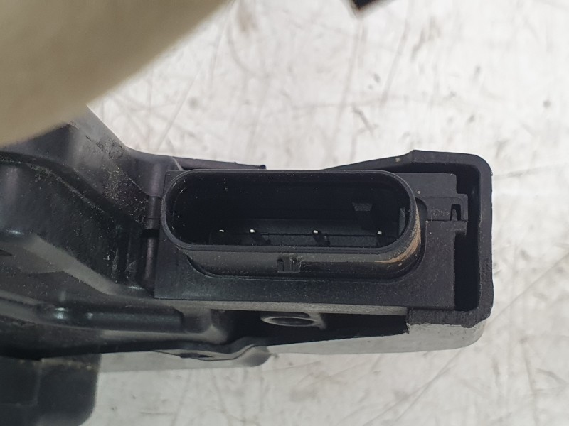 Recambio de cerradura puerta trasera izquierda para citroën c4 x 1.2 hybrid 136 136 ch gasolina/eléctrico (2024) referencia OEM 