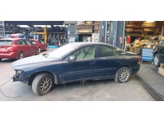 volvo s60 berlina del año 2001