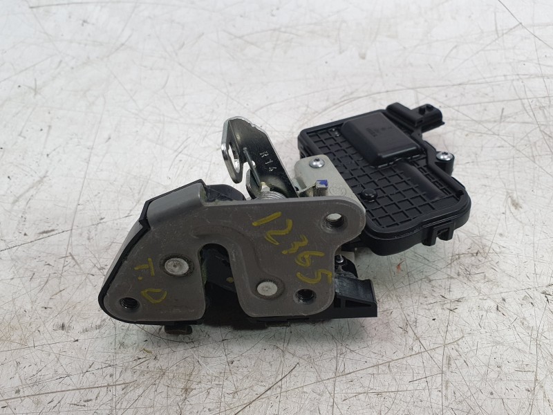 Recambio de cerradura puerta trasera derecha para dacia spring referencia OEM IAM 825024469R  