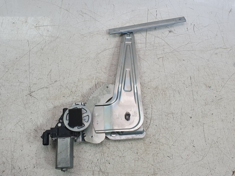 Recambio de elevalunas trasero derecho para dacia spring referencia OEM IAM 827206992R  