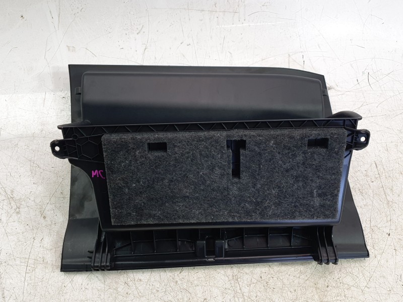 Recambio de guantera para skoda octavia iv (nx3, nn3, pv3) 2.0 tdi referencia OEM IAM 5E4857121  