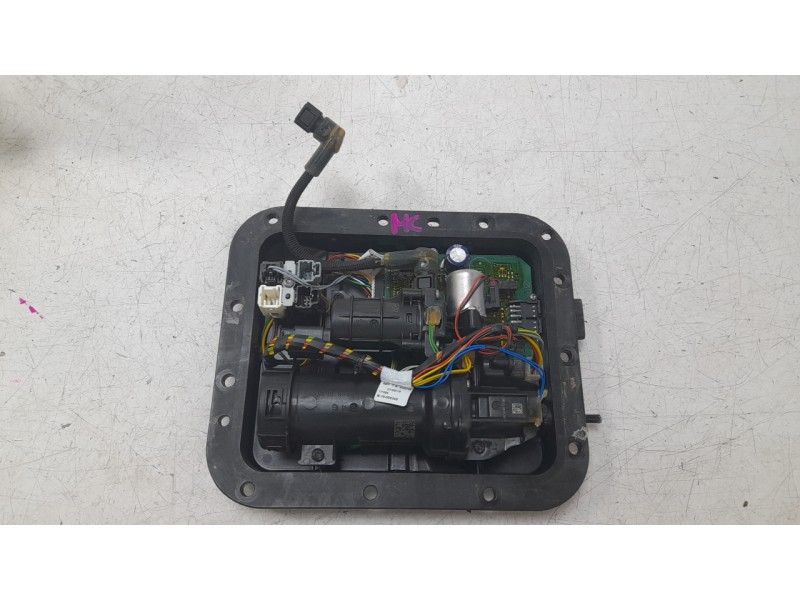 Recambio de deposito adblue para ds ds 3 / ds 3 crossback (ur_, uc_, uj_) 1.5 bluehdi 100 referencia OEM IAM 12678023  