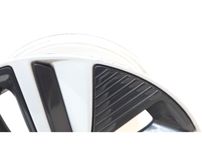 Recambio de llanta para kia niro referencia OEM IAM 52910G5500  