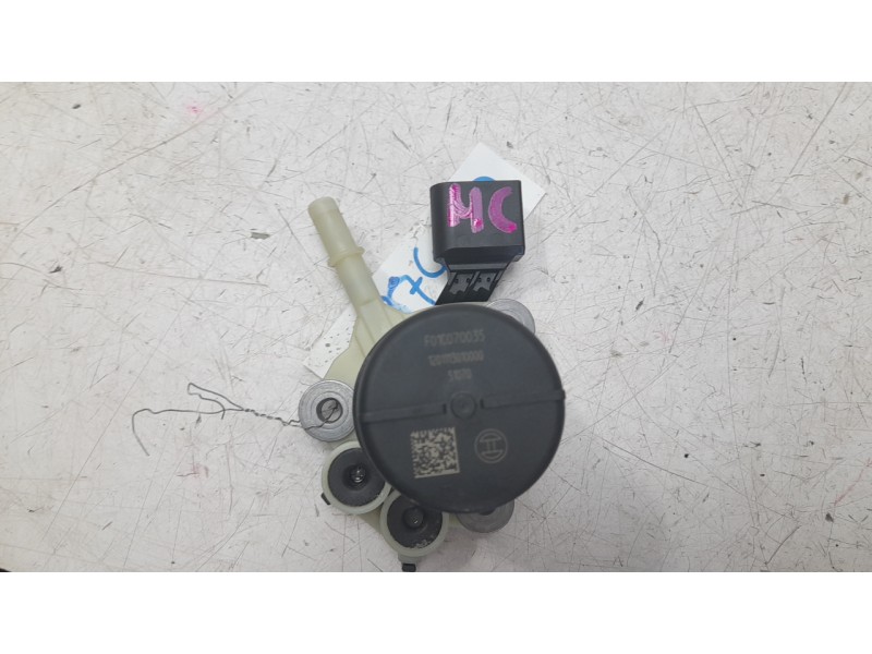 Recambio de bomba combustible para volkswagen touran (5t1) edition bmt referencia OEM IAM 5Q0131969G F01C250148 