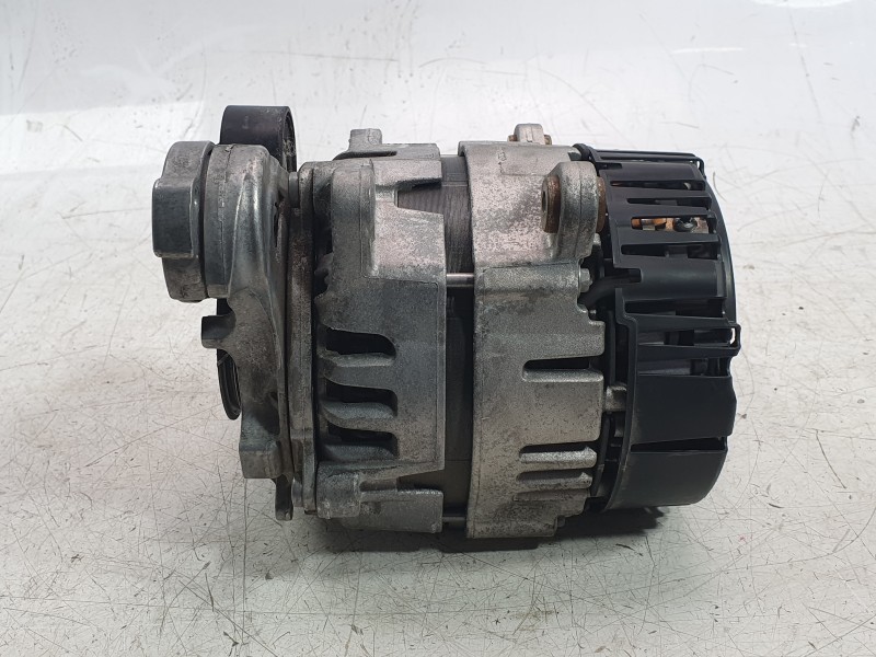 Recambio de alternador para audi q5 sportback (fyt) 35 tdi referencia OEM IAM 04L903018A 2724194E ASF030151VL