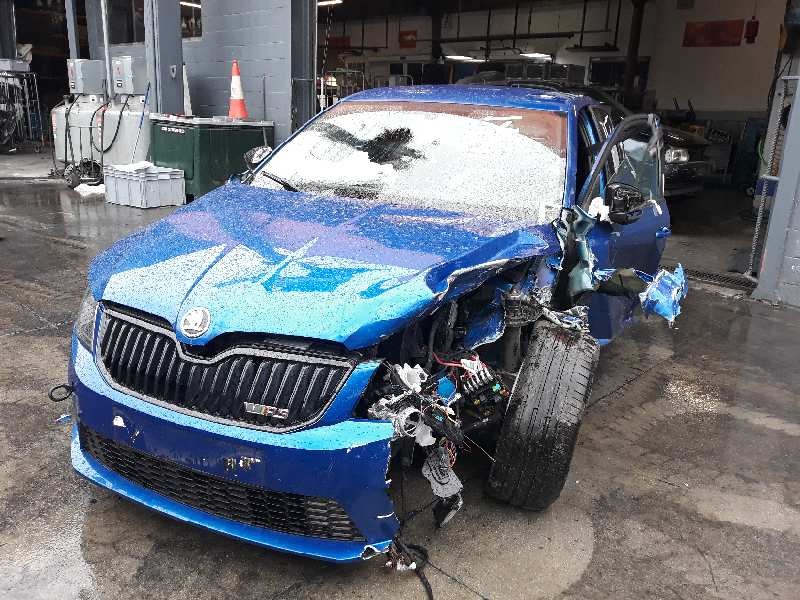 skoda octavia lim. (5e3) del año 2013