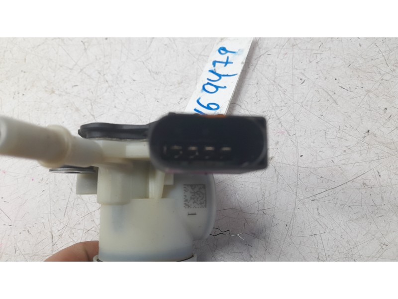 Recambio de bomba combustible para audi q3 sportback (f3n) 40 tdi quattro referencia OEM IAM 5Q0131969G F01C250148 