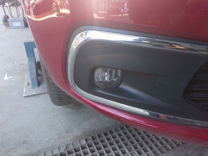 Recambio de faro antiniebla derecho para citroën c4 grand picasso ii (da_, de_) 1.2 thp 130 referencia OEM IAM   