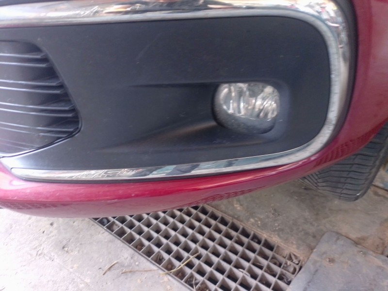 Recambio de faro antiniebla izquierdo para citroën c4 grand picasso ii (da_, de_) 1.2 thp 130 referencia OEM IAM   