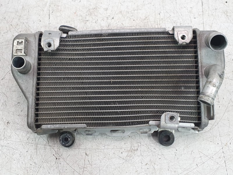 Recambio de radiador agua para honda crf crf 1000 l africa twin referencia OEM IAM 19010MJPG51  