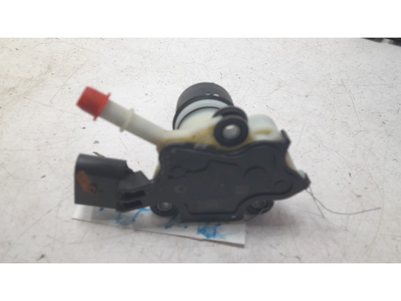 Recambio de bomba combustible para audi q3 sportback (f3n) 35 tdi referencia OEM IAM 5Q0131969E F01C070012 
