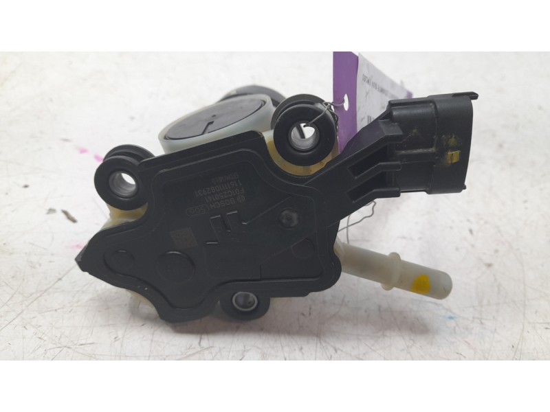 Recambio de bomba combustible para maserati levante suv (m161) 3.0 d q4 referencia OEM IAM F01C070012 0444040006 