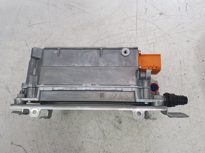Recambio de inversor para mercedes-benz eqb (x243) eqb 250+ (243.602) referencia OEM IAM A0009002650  